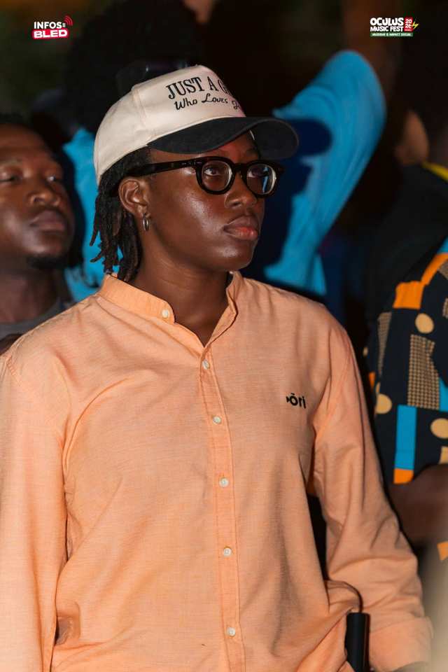 Titivi de Öri Infos en mode soirée à Cotonou
